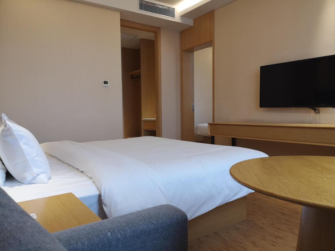 Ji Hotel Shanghai Chuansha Chengnan Road Exterior foto
